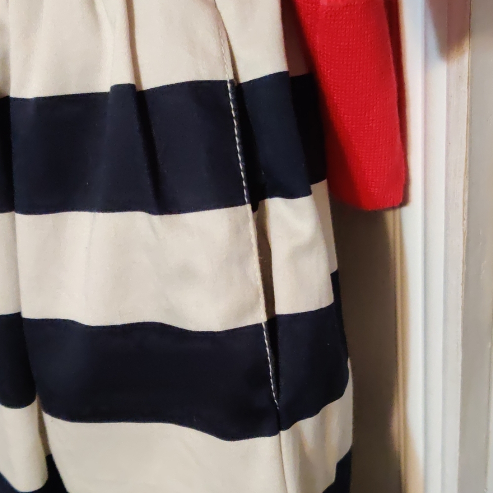 Skirt - Picture 3 of 3